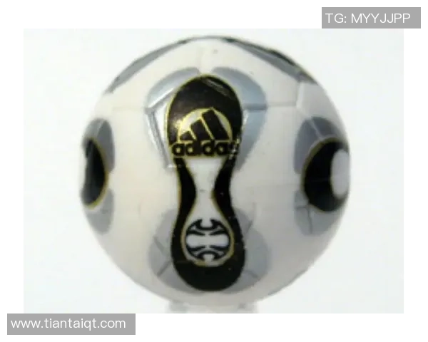 打造足球明星乐高挂画的创意教程与步骤分享 打造足球明星乐高挂画的创意教程与步骤分享