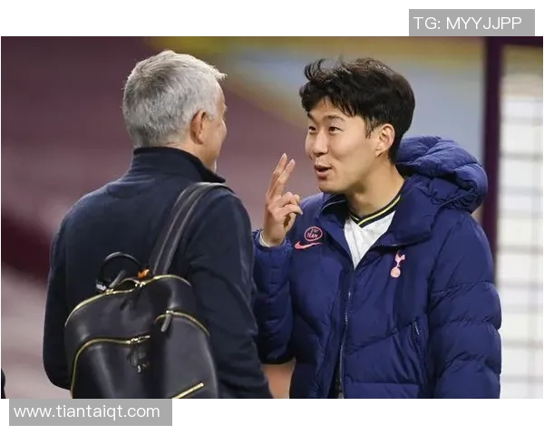 赵娜独家揭秘足球技巧与心得分享助你提升球技与战术理解