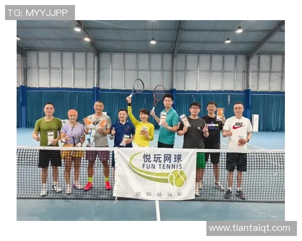 重庆网球队与上海网球队赛后复盘探讨团队协作的关键因素与表现分析 重庆网球队与上海网球队赛后复盘探讨团队协作的关键因素与表现分析